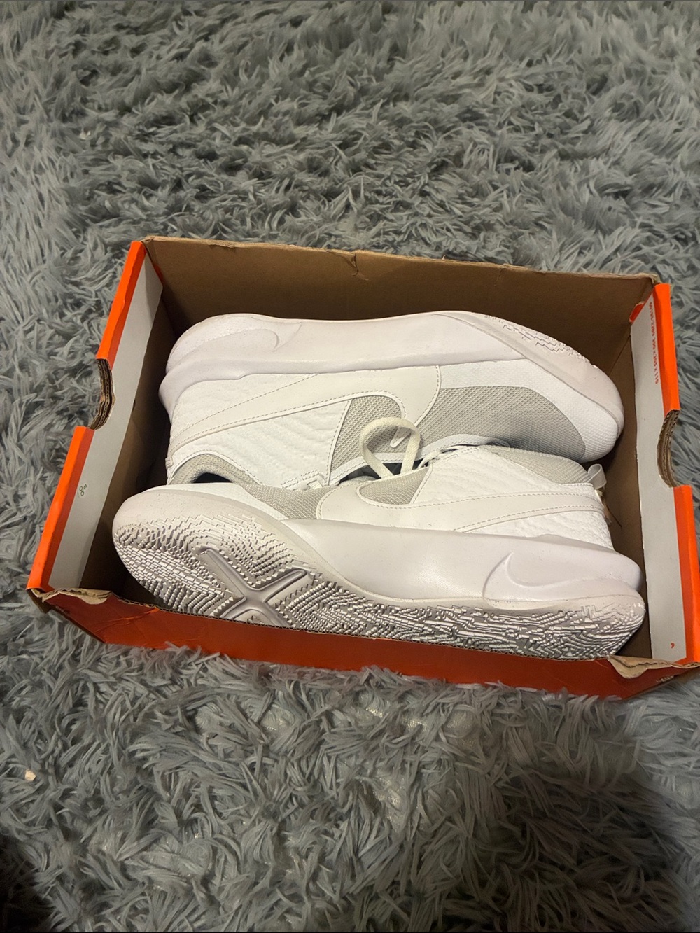 Nike Kids White Low-Top Sneakers